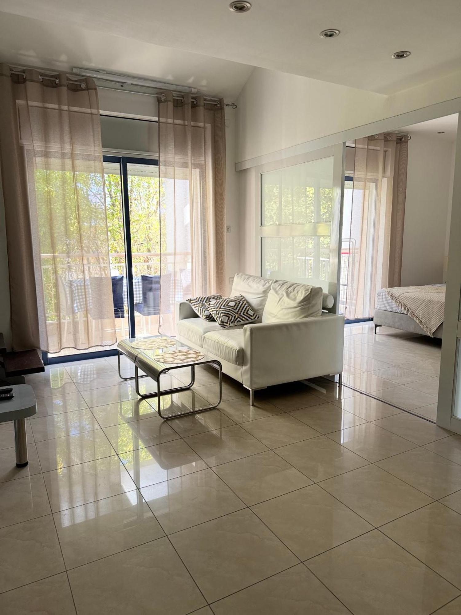 Apartment Royal Park двухуровневая *